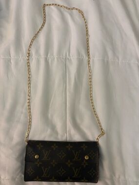 Louis Vuitton Monogram Chain Crossbody Wallet - Brown/Gold